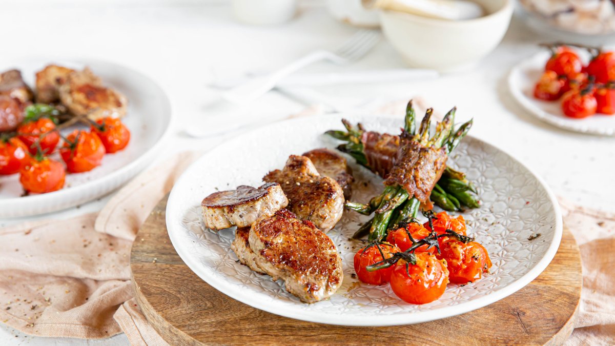 Fläskfilé med baconlindade haricots verts