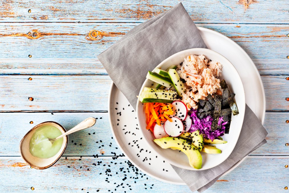 LCHF-sushi in a bowl