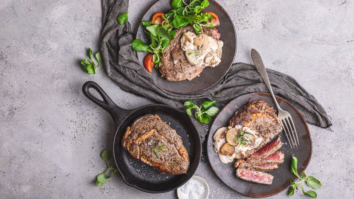 Entrecôte med svampsås