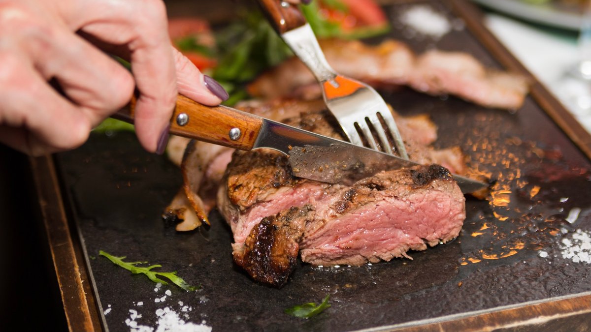 Hur kan samtida forskare ha så olika uppfattning gällande rött kött?