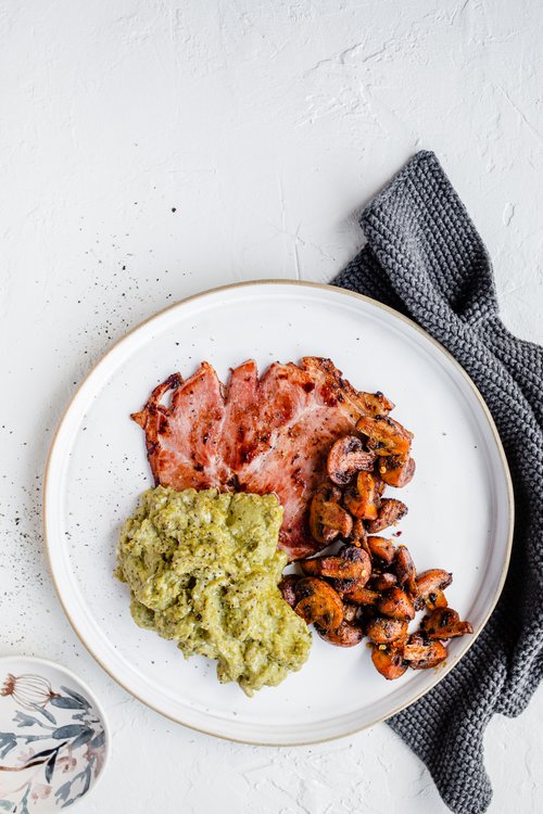 Grön äggröra med skinka och champinjoner