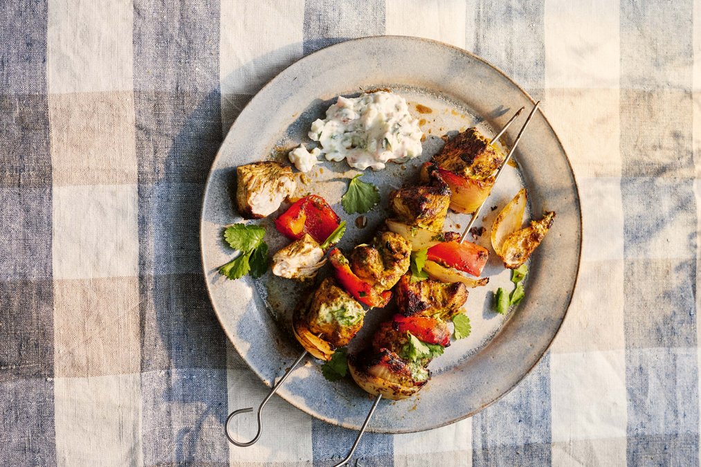 Kycklingsouvlaki med raita