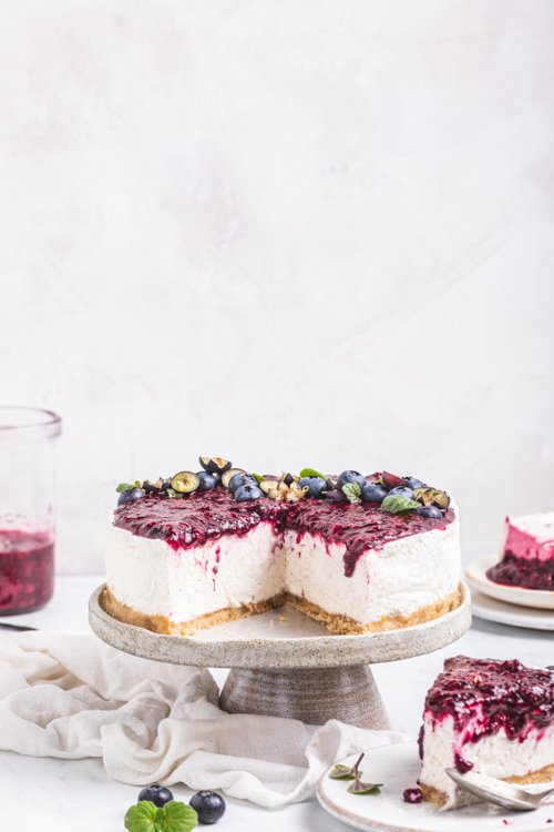 Sockerfri cheesecake med bärkompott