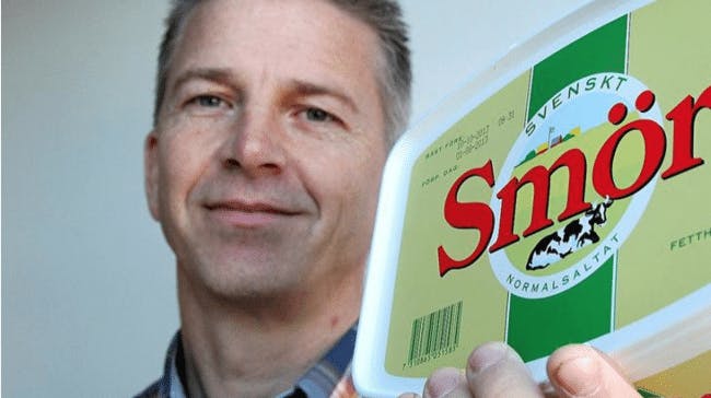 Fredrik Söderlund helps diabetics and challenges doctors that butter is better than carbs for diabetics. Photo: Åke Karlsson, Corren