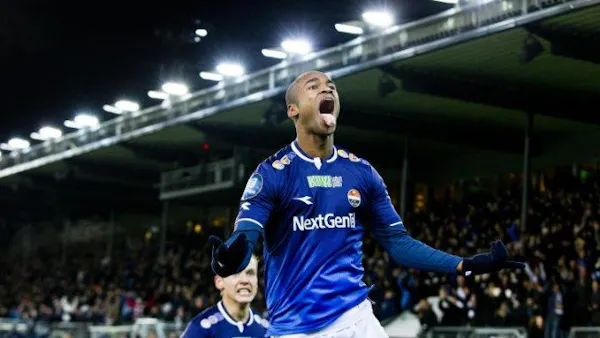 Football champions on a low-carb diet