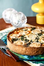 Keto spinach and goat cheese pie