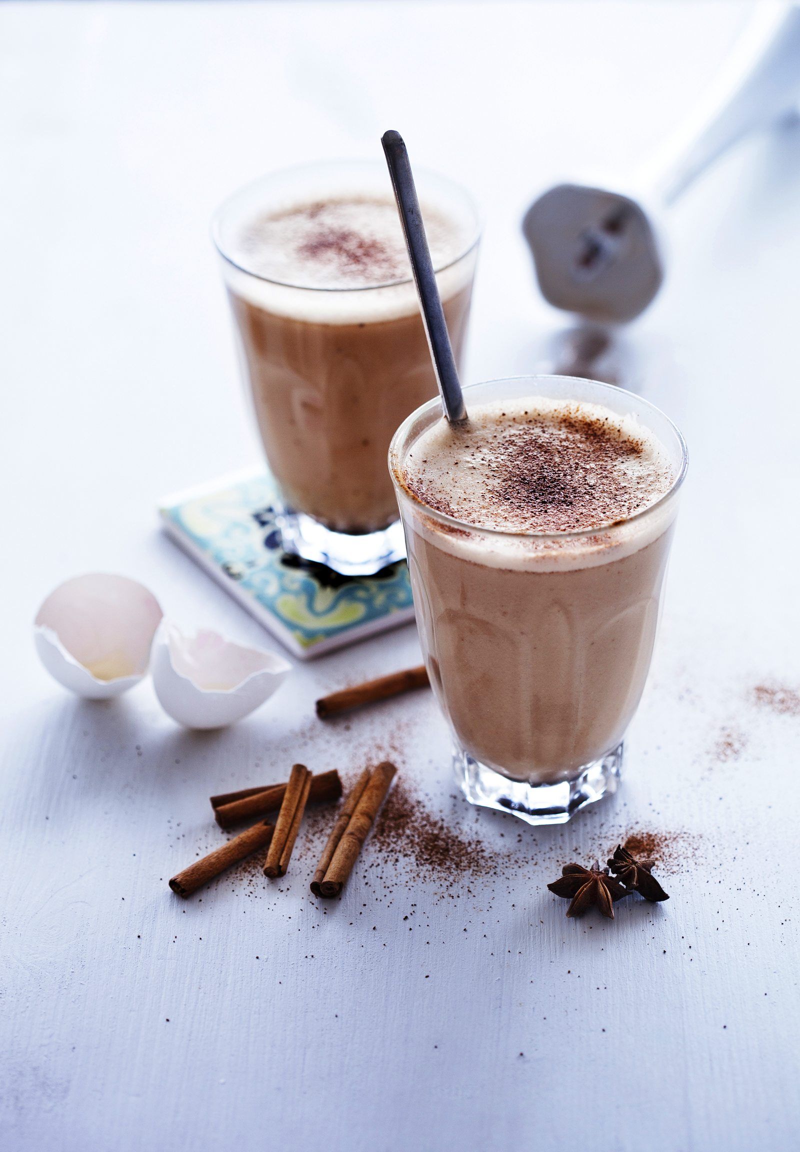 Dairy-Free Keto Latte - Quick Breakfast Recipe - Diet Doctor