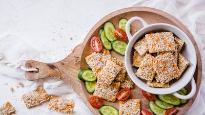 LCHF Breakfast by Fanny #4 – Sesame Crispbread