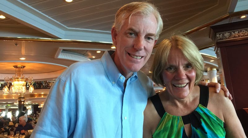 Dr. Michael Fox gives good advice to a female cruiser