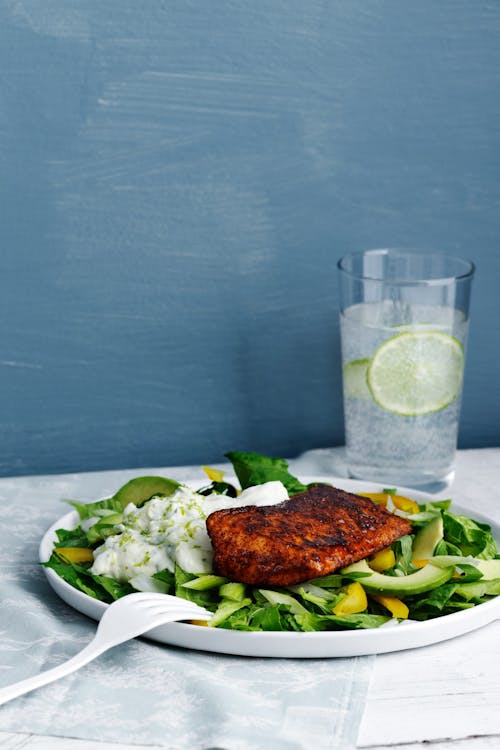 Tandoori salmon with cucumber sauce