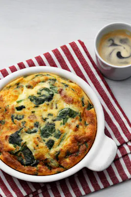 Keto frittata with fresh spinach