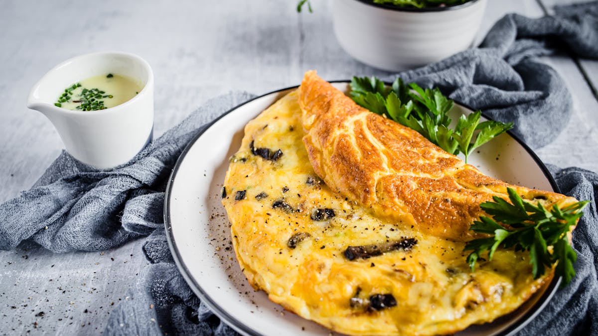 Keto mushroom omelet