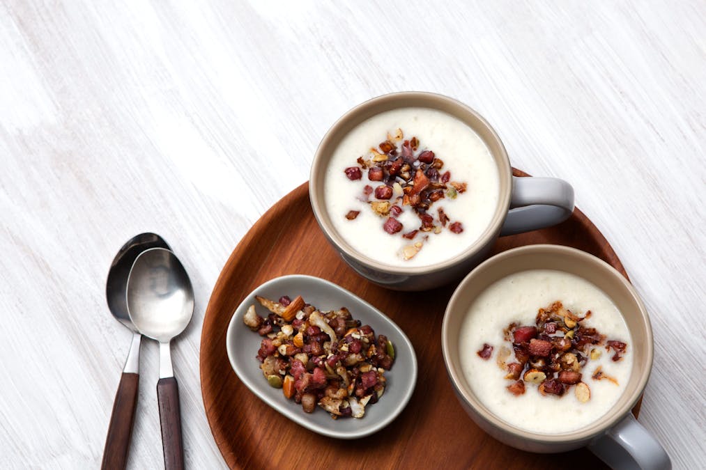 Keto cauliflower soup with crispy pancetta