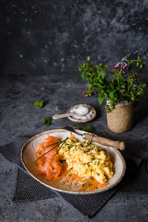 Cured salmon with scrambled eggs and chives