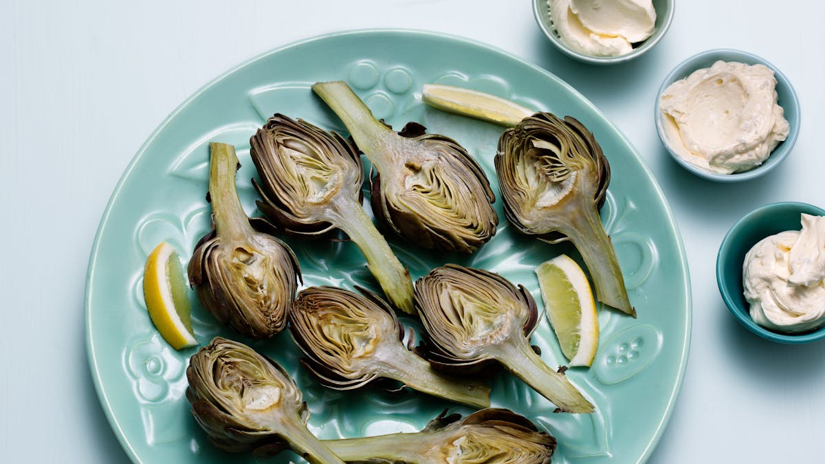 Artichokes with whipped lemon butter