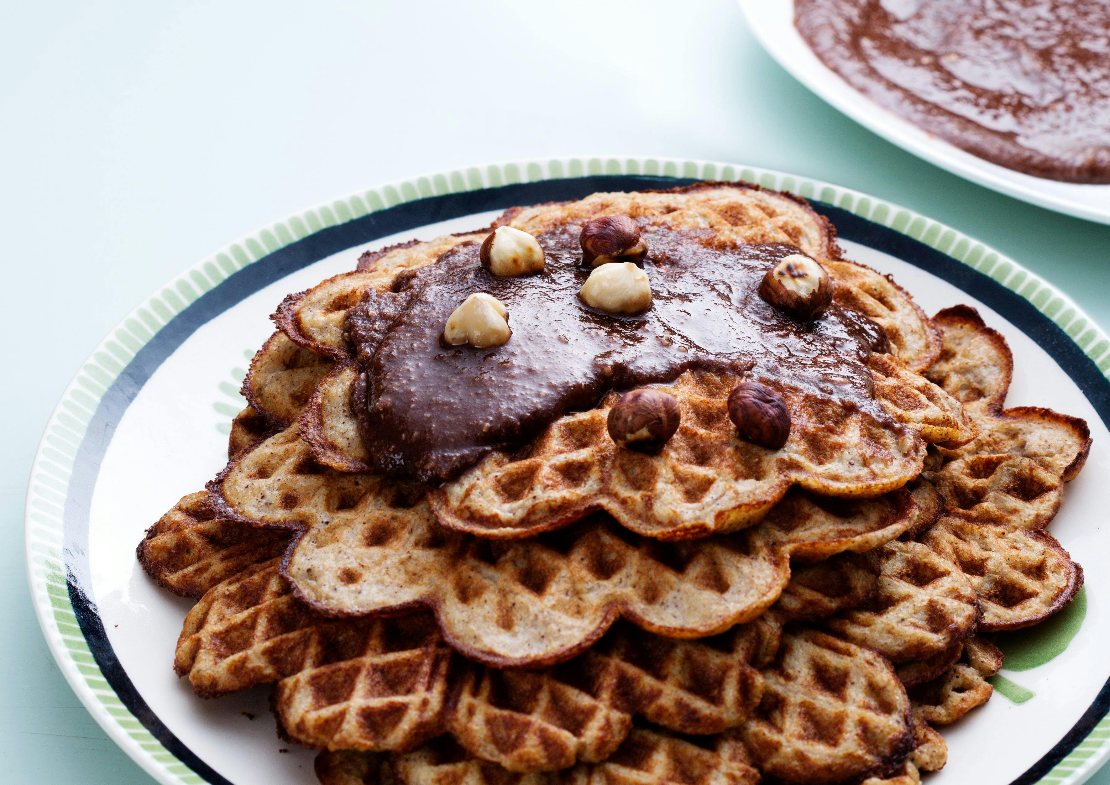 Low-carb banana waffles