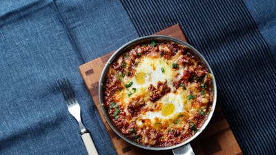 Keto baked eggs