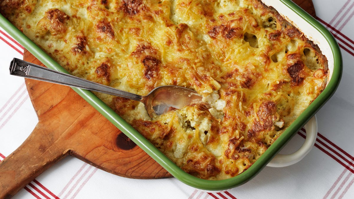 Low-carb cauliflower cheese