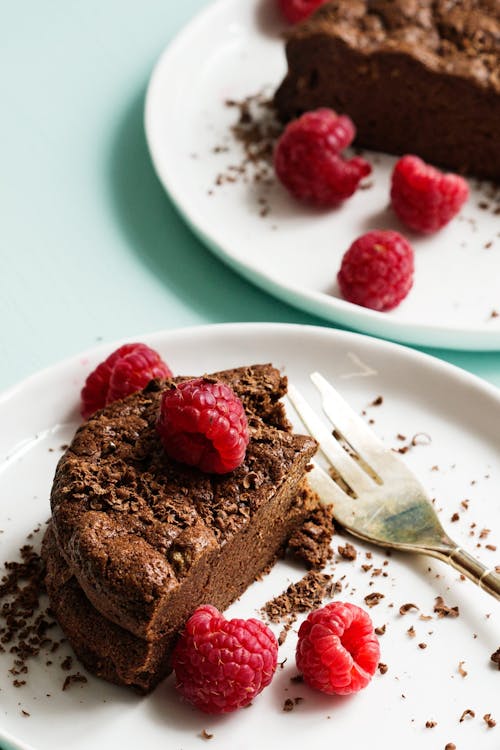 Low-carb chocolate cake