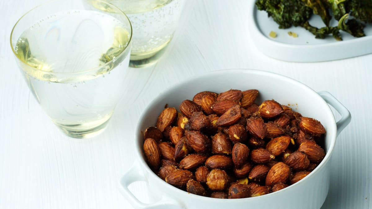 Spicy keto roasted nuts