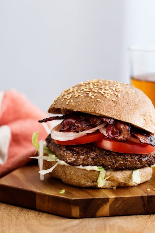 Classic keto hamburger