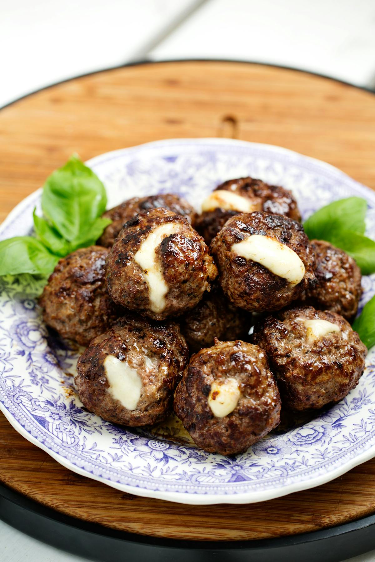 Keto mozzarella-stuffed meatballs