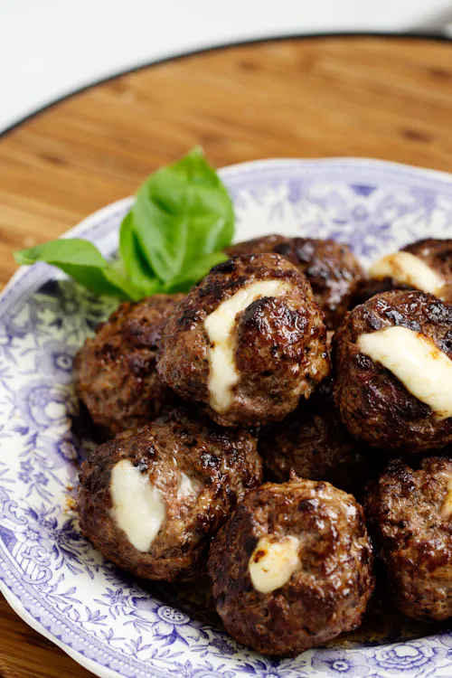 Keto mozzarella-stuffed meatballs