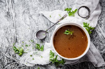 Slow-cooked bone broth – 3 ways!