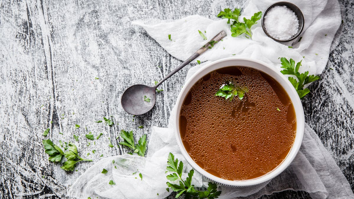 Slow-cooked bone broth – 3 ways!