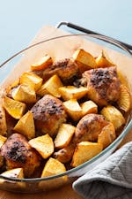 Oven-baked paprika chicken with rutabaga