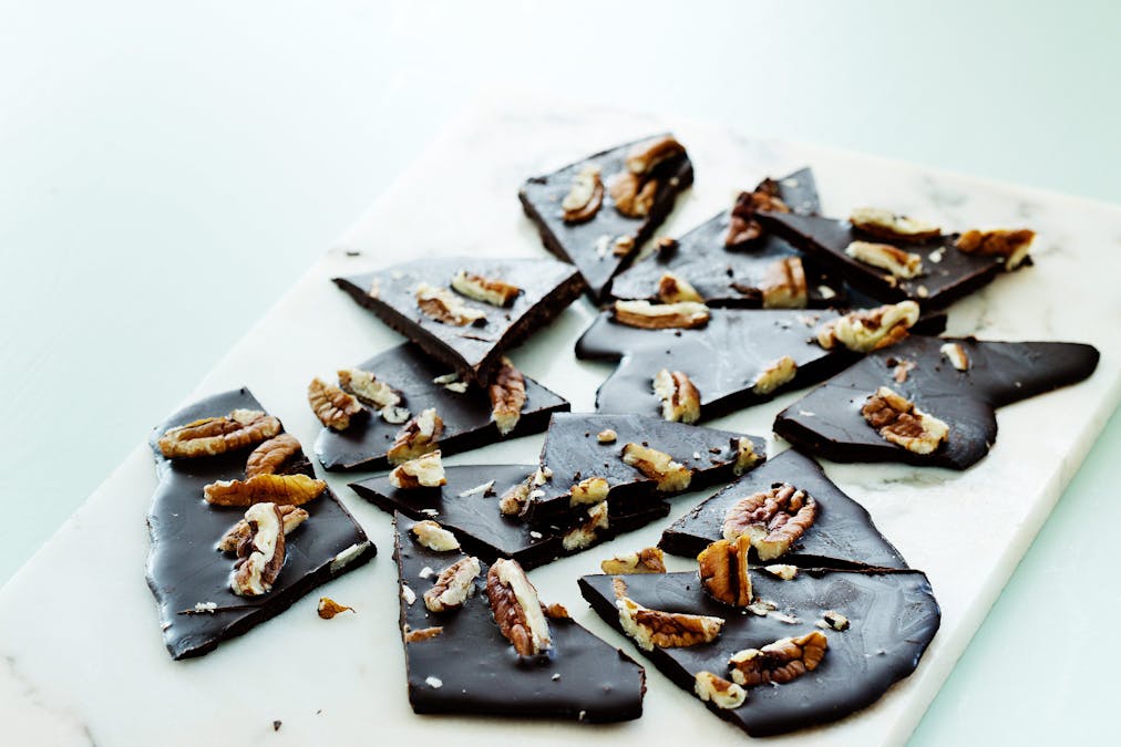 Pecan chocolate thins
