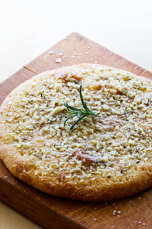 Keto garlic and rosemary focaccia