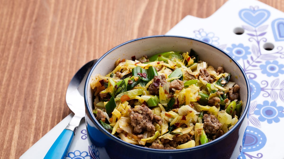 Keto Asian cabbage stir-fry