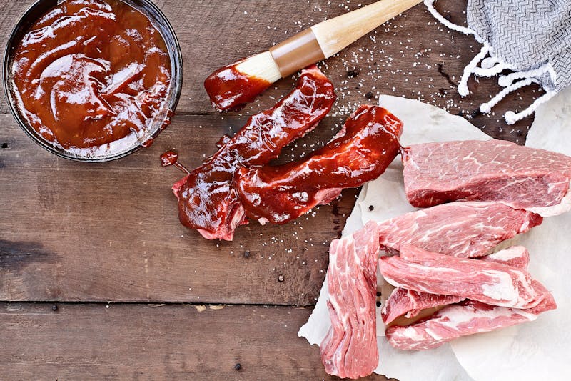 Country Ribs and Barbecue Sauce
