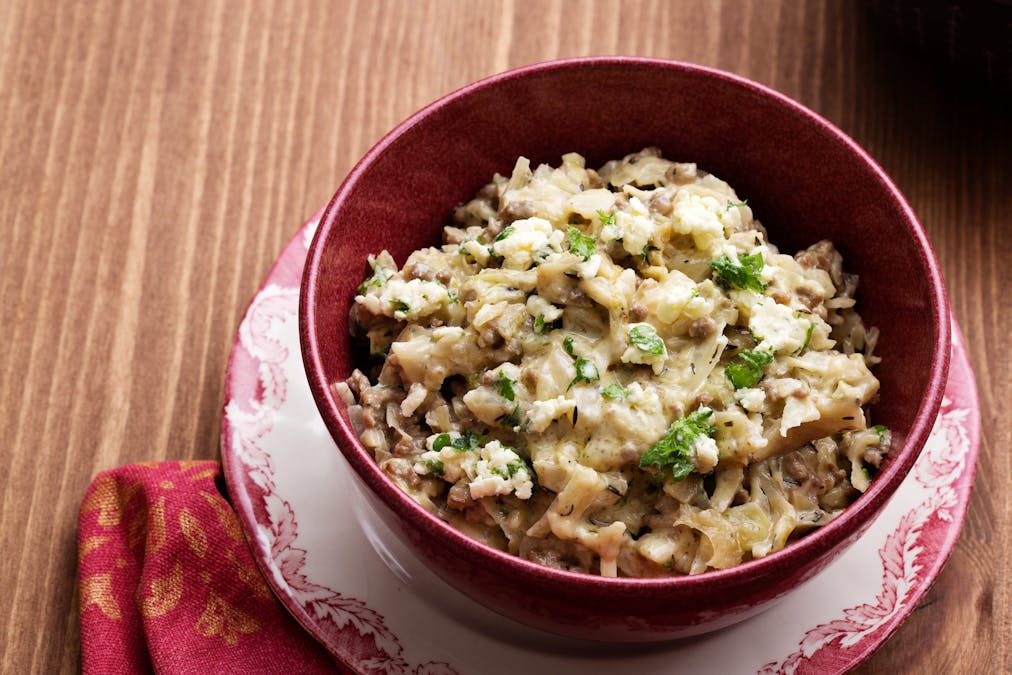 Keto blue cheese cabbage stir-fry