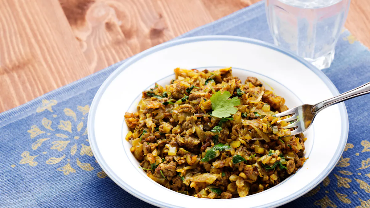 Red curry cabbage and pork stir-fry