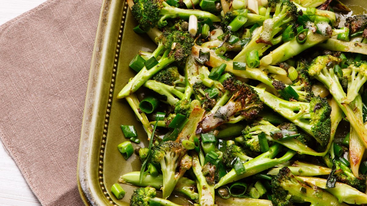 Butter-fried broccoli