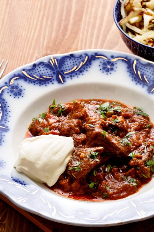 Low carb goulash with butter-fried cabbage