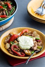 Low-carb turkey stir-fry with wasabi mayo
