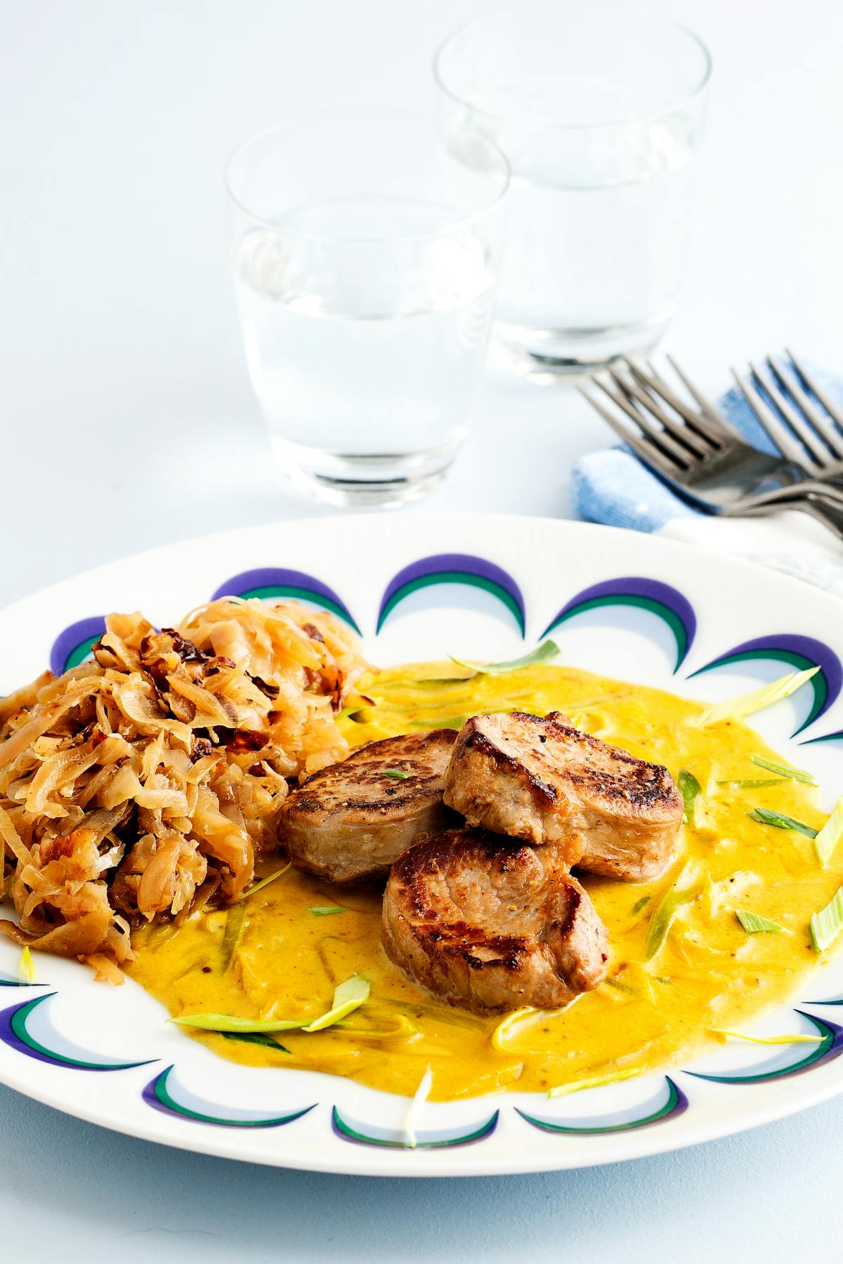 Pork tenderloin with curry sauce