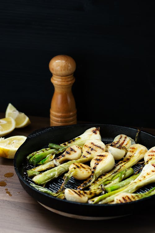 Grilled fresh onions