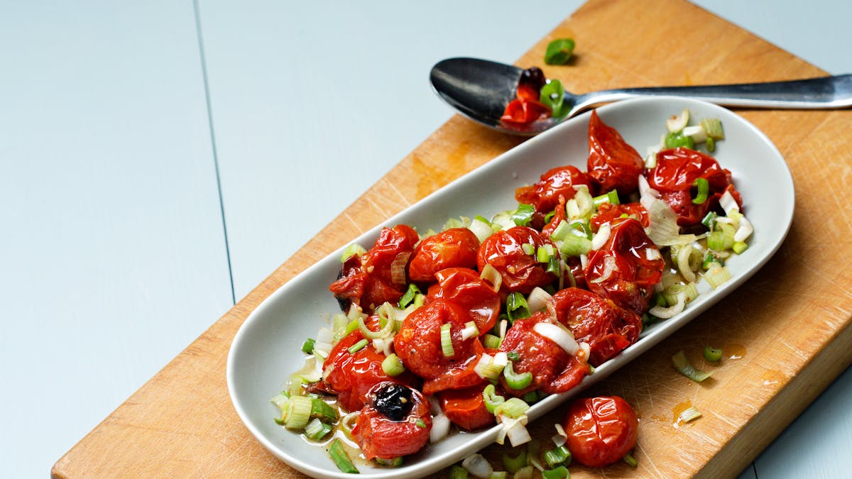 Roasted tomato salad