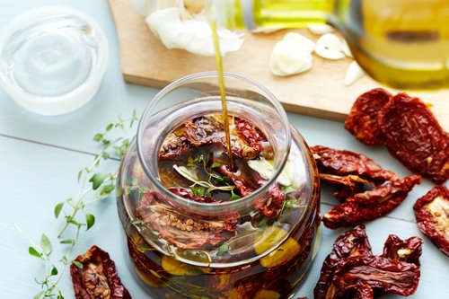 Sun-dried tomatoes in olive oil