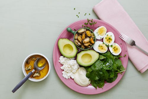 Keto smoked mussels plate