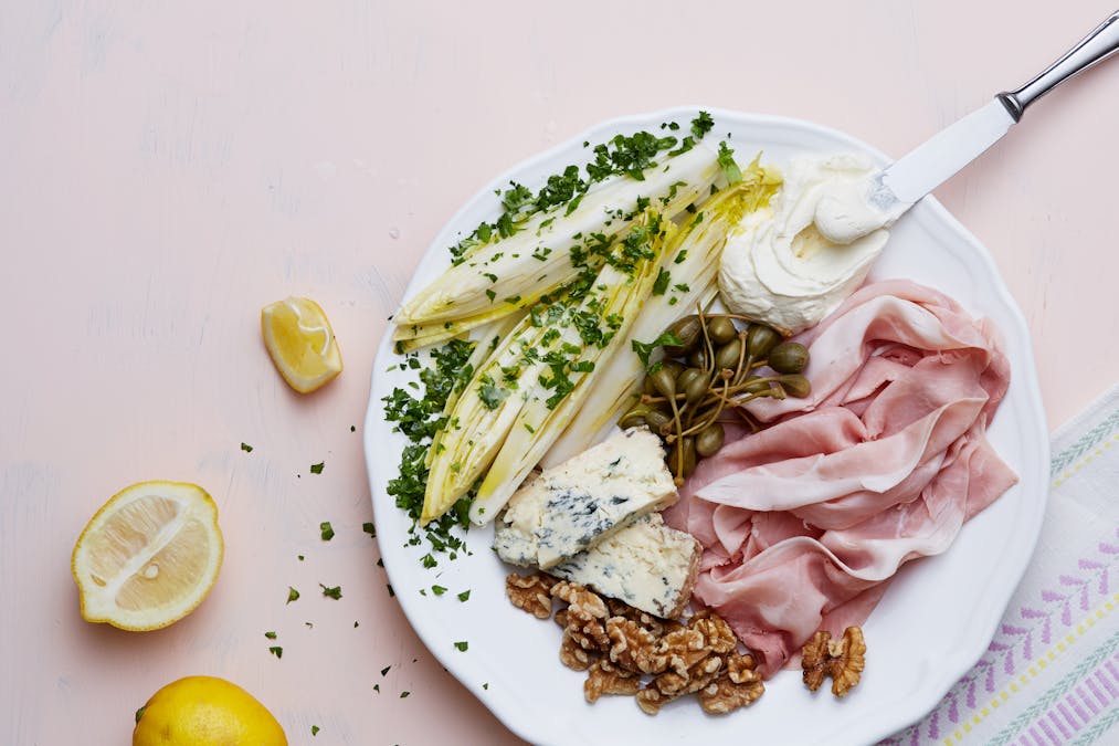 Keto prosciutto cotto and blue cheese plate
