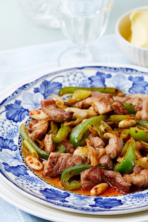 Keto pork and green pepper stir-fry