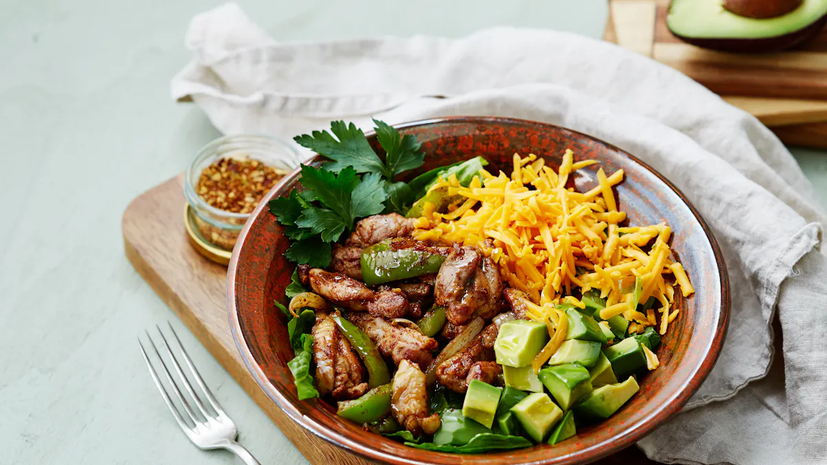 Keto chicken fajita bowl