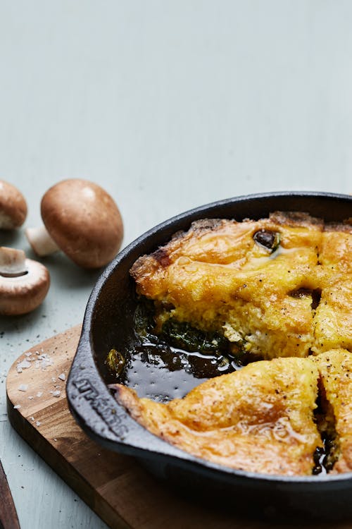 Keto goat cheese and mushroom frittata