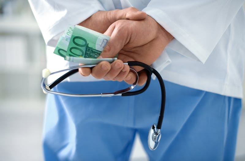 The corruption of the medical system and how it should change - Diet Doctor