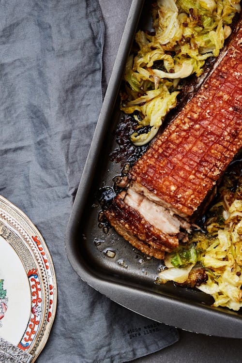 Crispy Chinese pork with cabbage